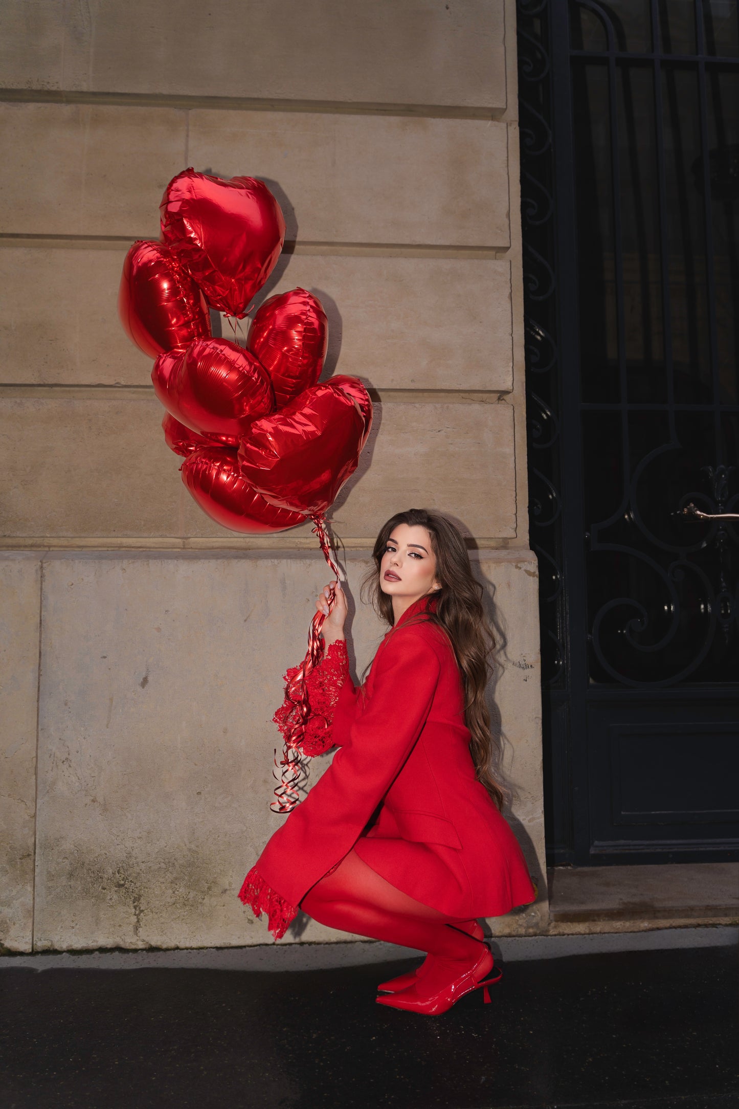 JACKET - DRAMA IN RED