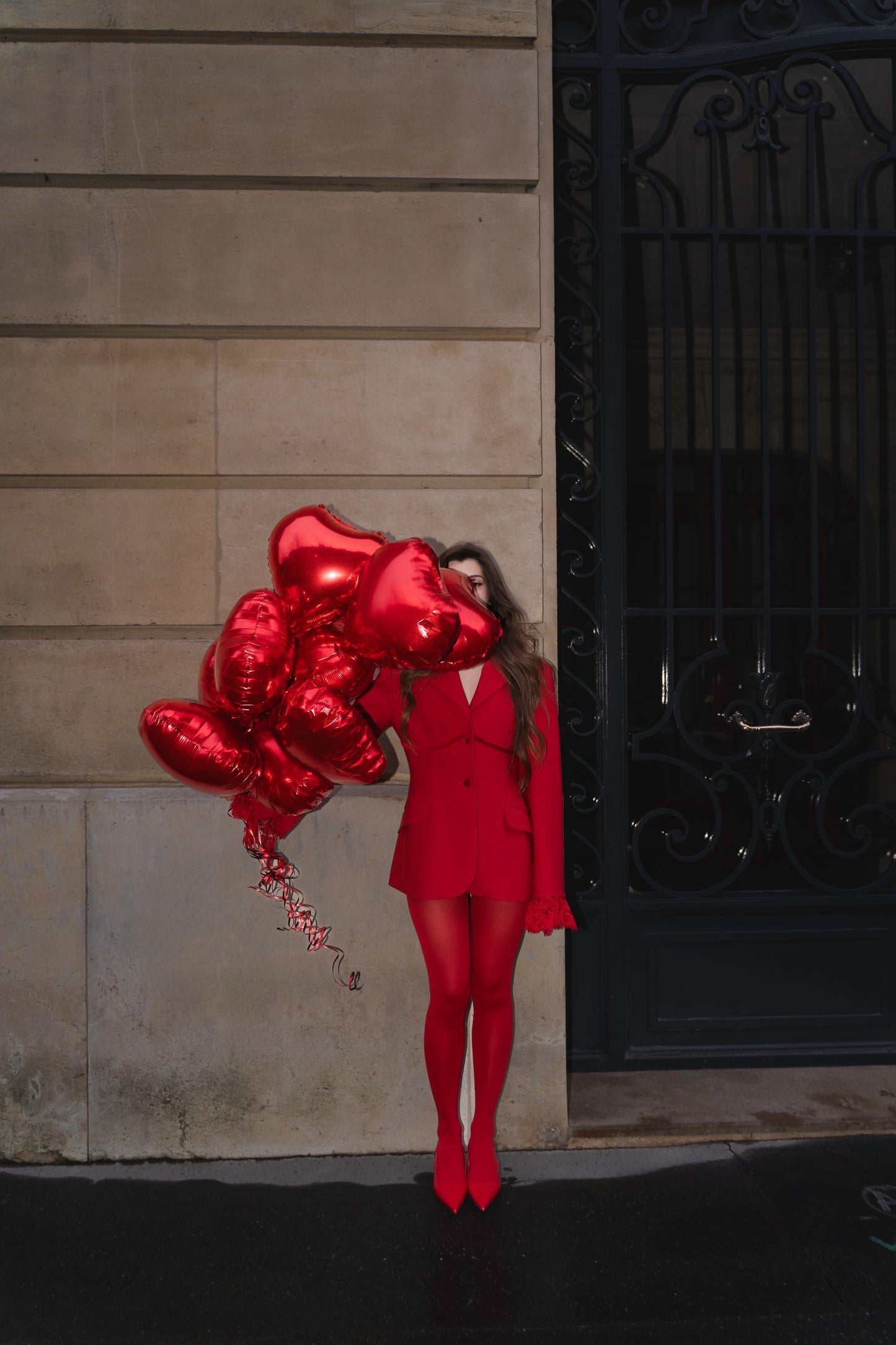 JACKET - DRAMA IN RED