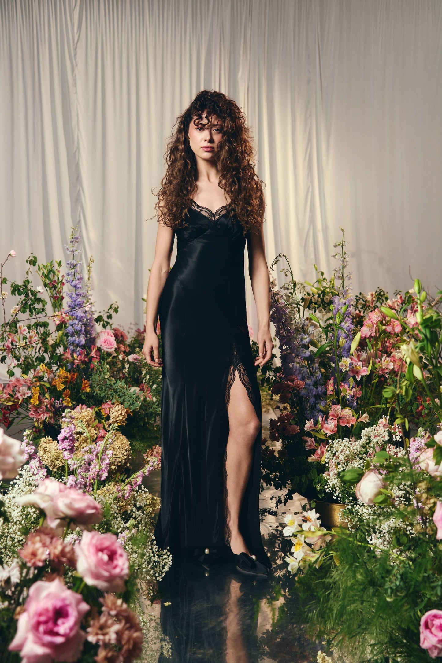 ANGEL BLACK MAXI DRESS