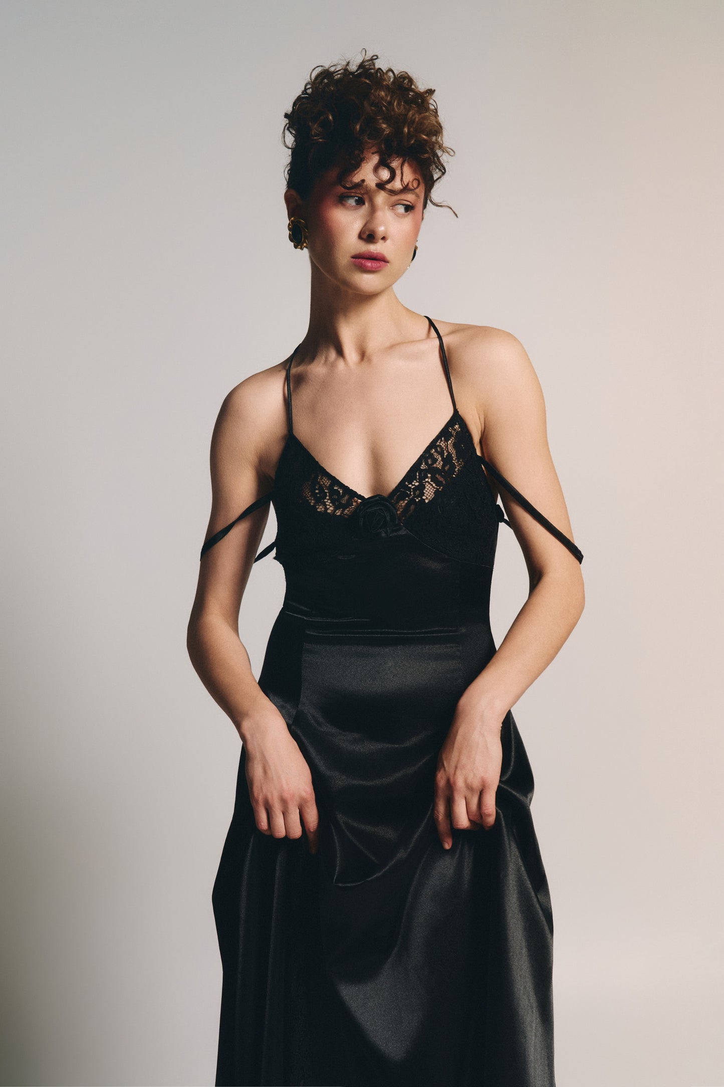 FLORA BLACK MAXI DRESS